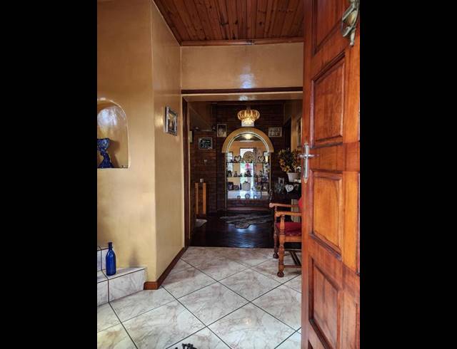 7 BEDROOM HOUSE FOR SALE IN OTTERY